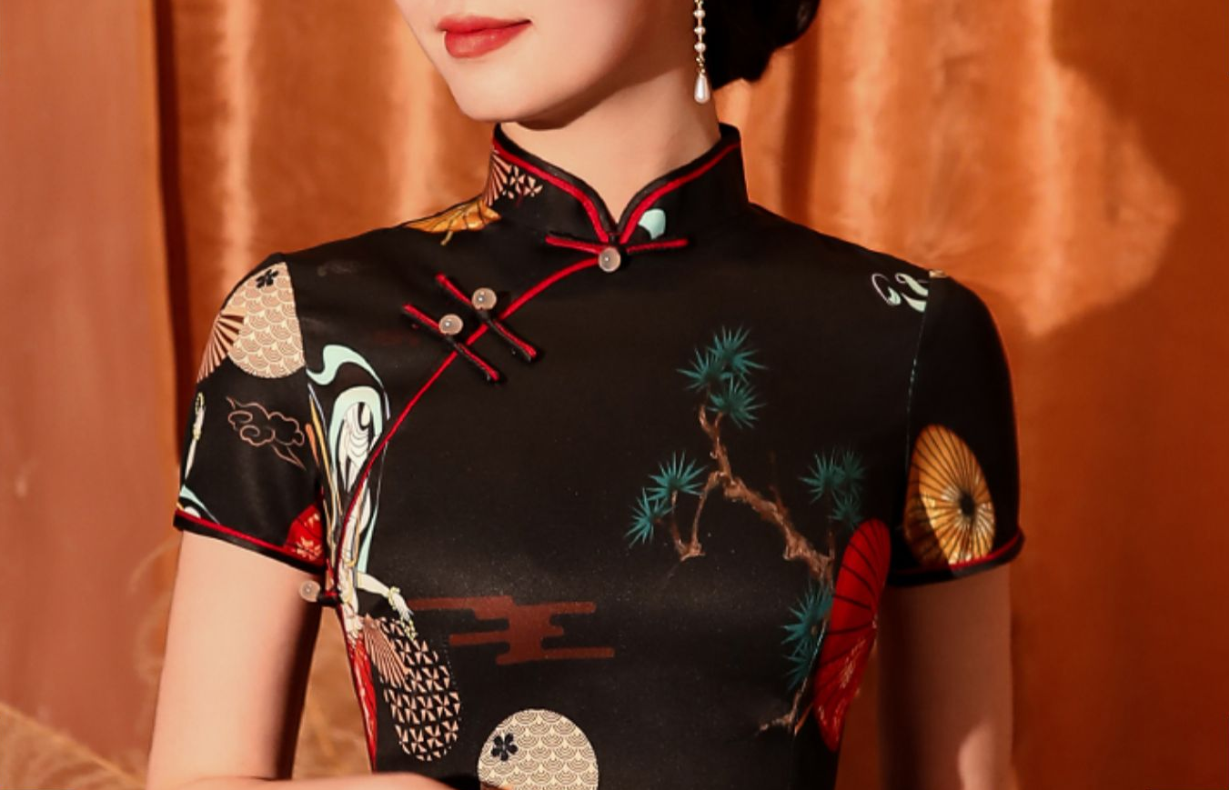 Black knee-length cheongsam dress. modern qipao. Custom dresses. Polyester and cotton blend