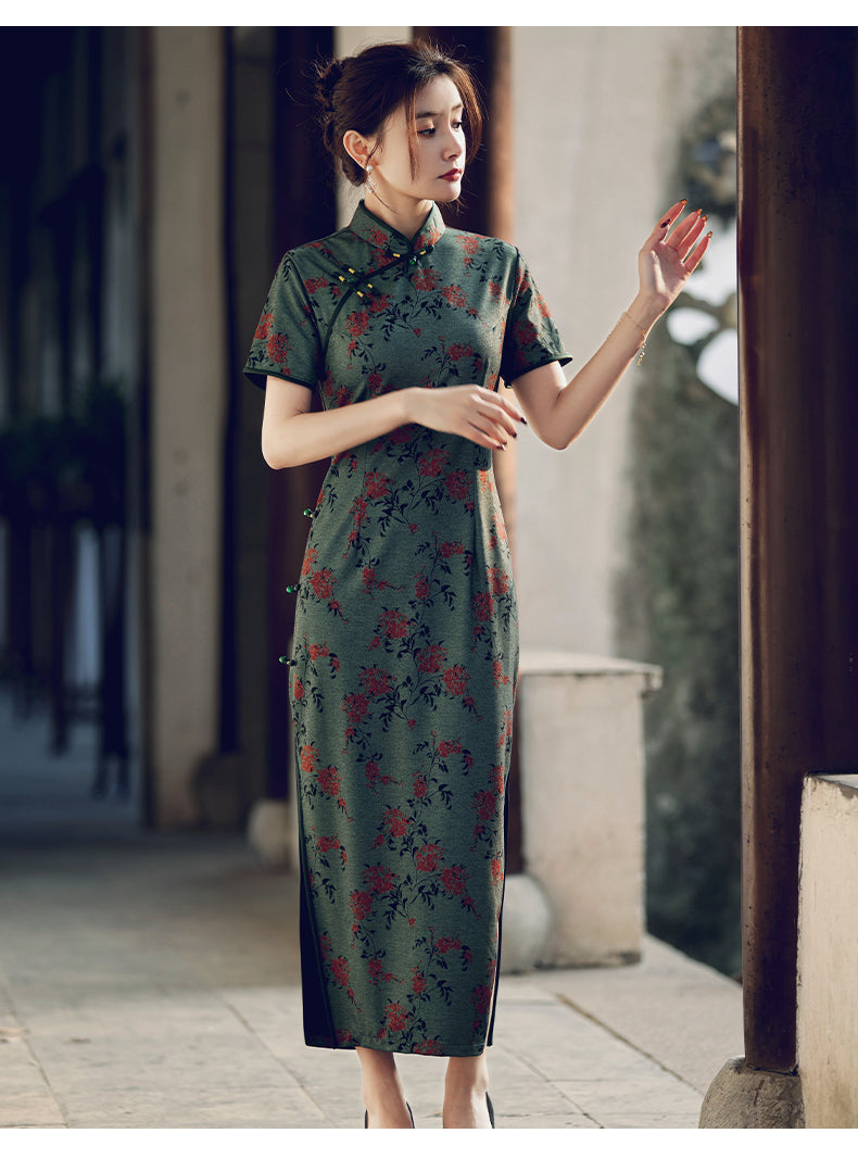 Traditional Chinese Green Cheongsam Dress - Soft Fabric