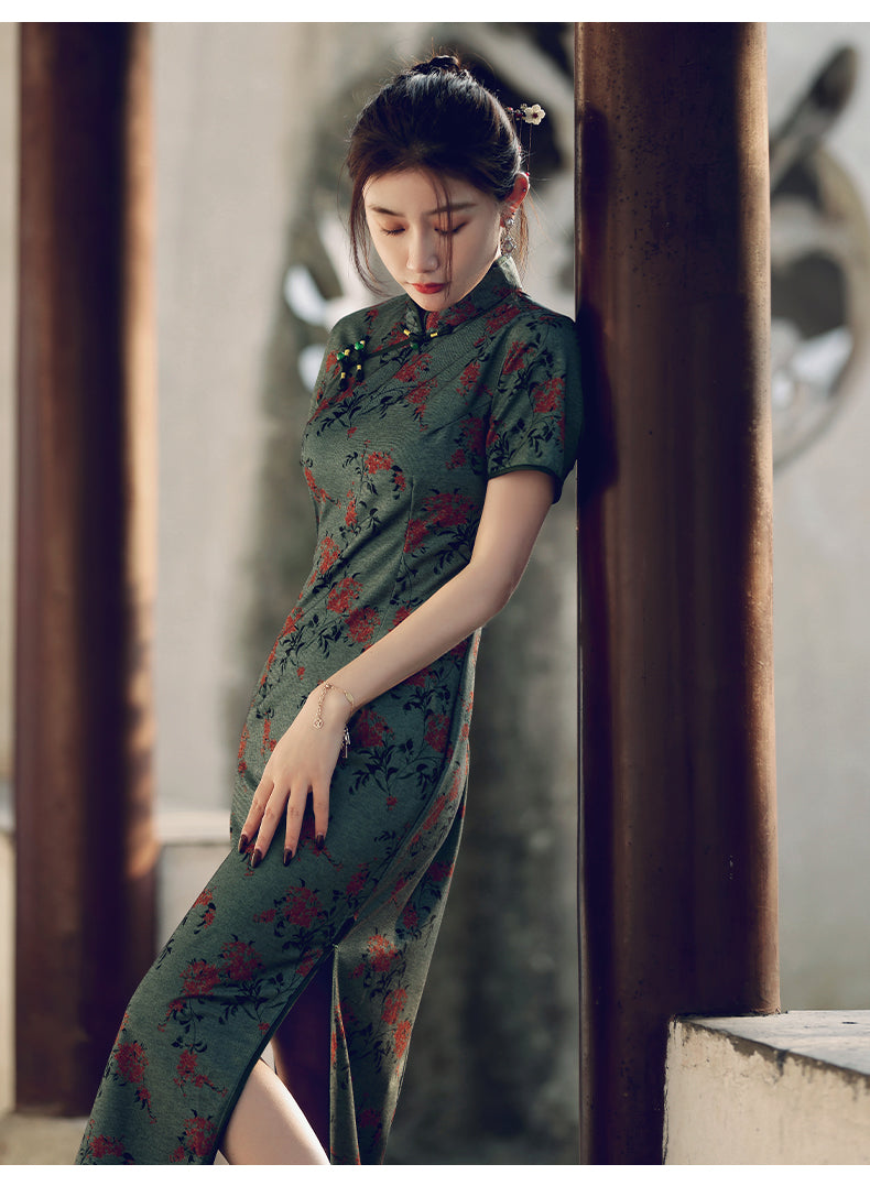 Traditional Chinese Green Cheongsam Dress - Soft Fabric