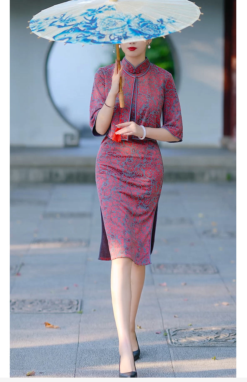 Traditional Chinese cheongsam with shawl. purple velvet qipao dress,