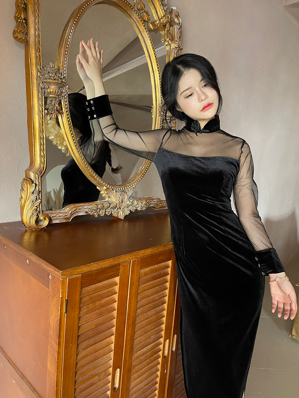 Black lace cheongsam. Modern cheongsam dress for party/tea ceremony. evening dress.