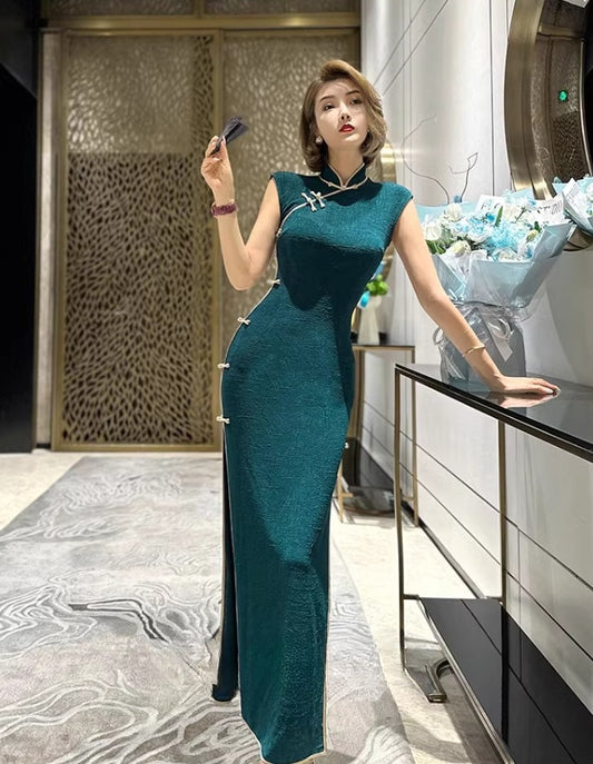 Chinese cheongsam dress. Modern Qipao. Traditional Qipao dress. Mandarin collar. Tea ceremony dress. Wedding cheongsam. Custom gown. Elegant ball gown. Stunning gown. Vintage party dress. 1920s Chinese dress. Asian dress. Femininity. Plus Chinese cheongsam dress. Modern Qipao. Traditional Qipao dress. Mandarin collar. Tea ceremony dress. Wedding cheongsam. Custom gown. Elegant ball gown. Stunning gown. Vintage party dress. 1920s Chinese dress. Asian dress. Femininity. Plus