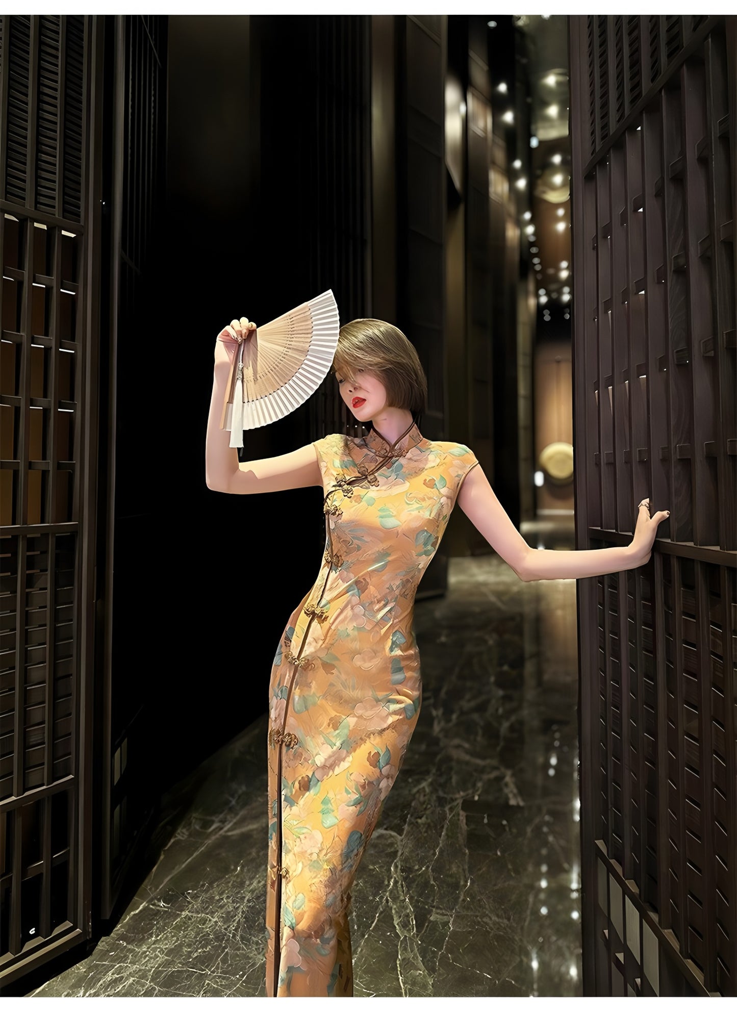 Gold-stamped printed retro cheongsam