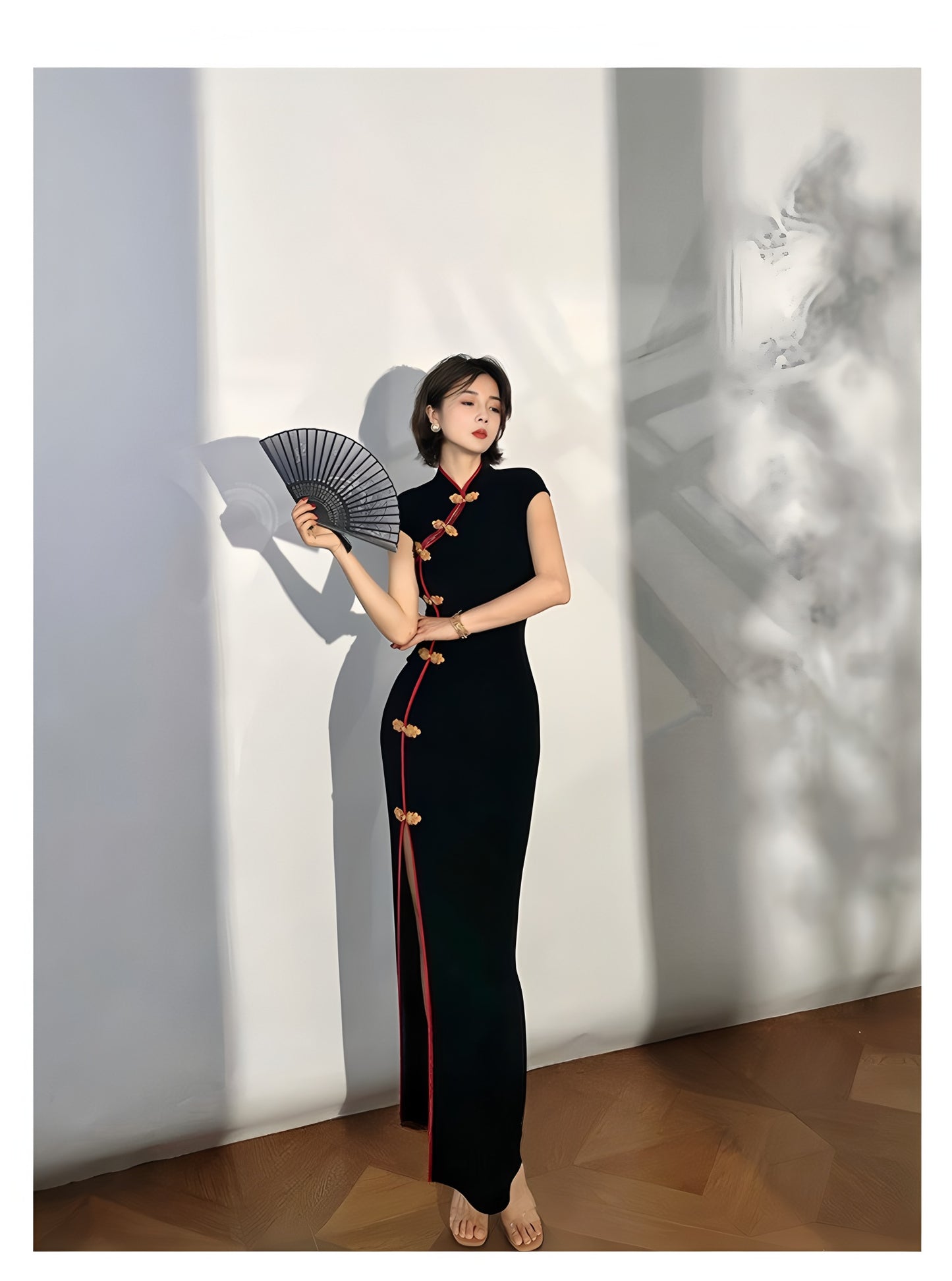 Black tight-fitting retro cheongsam