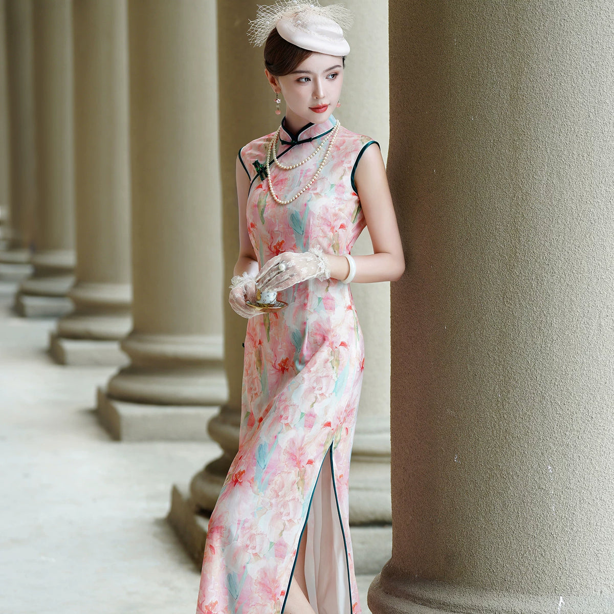 Pink sleeveless modern qipao gown