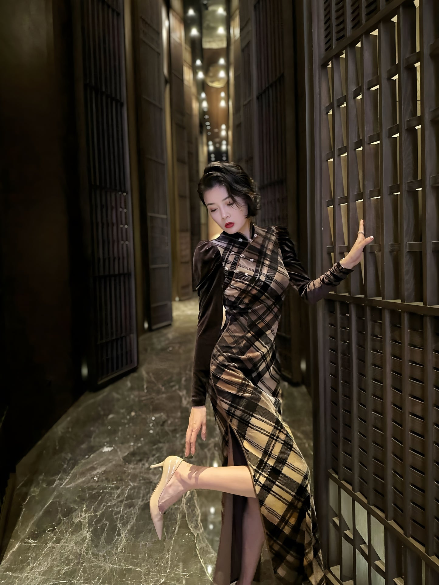 Retro plaid silk cheongsam