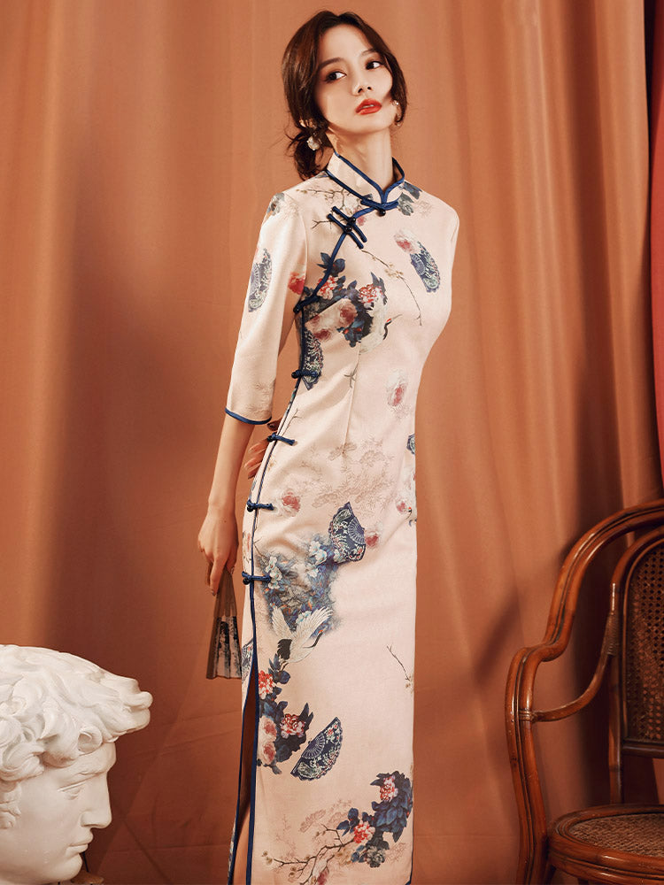 Long-sleeved pink cheongsam dress